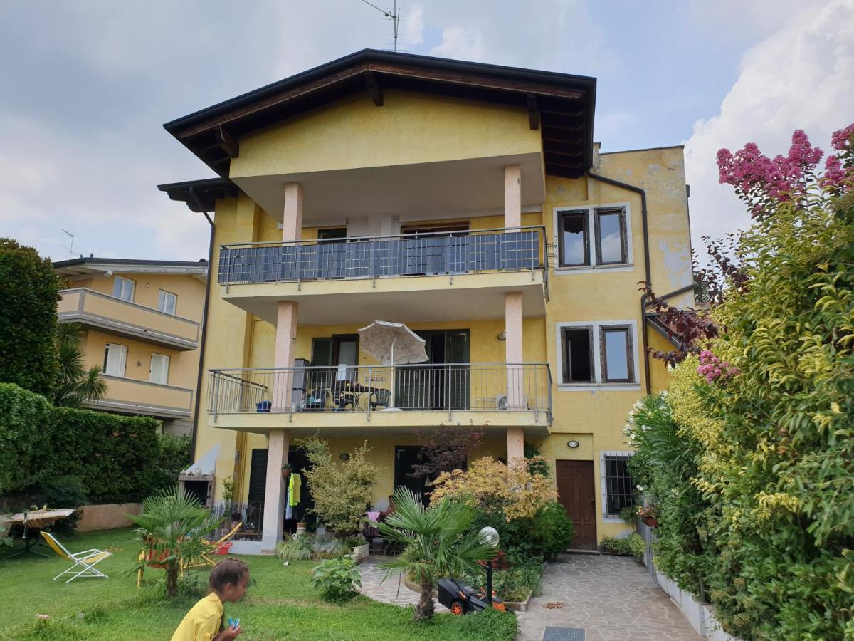 Desenzano Luxury Apartment Desenzano del Garda Exterior foto